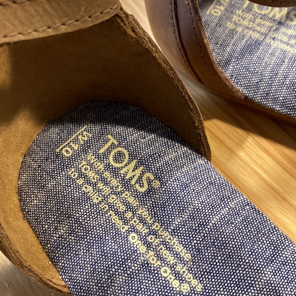 Tom’s chambray sandals SZ 10 W - Picture 5 of 6